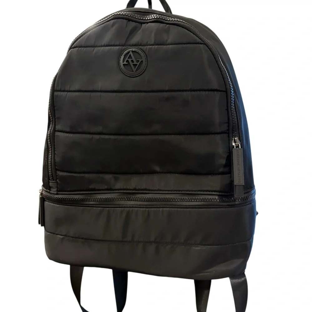 Adrienne Vittadini Travel Collection Black Nylon Backpack Logo Luggage Tag NWT